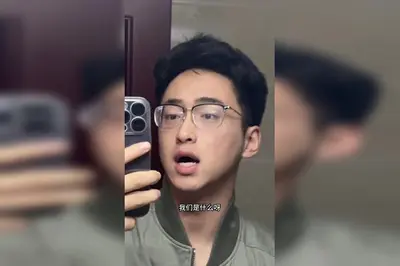 我！开局卖臭豆腐